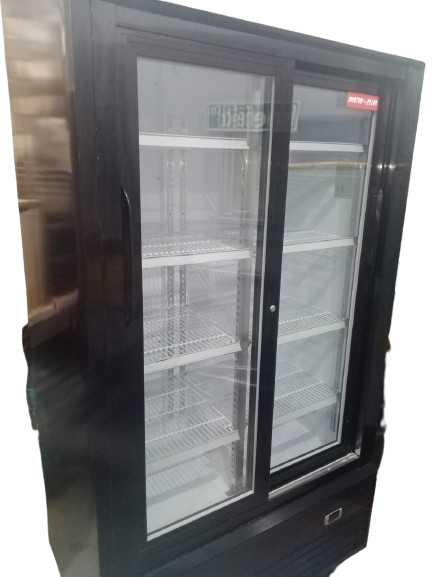 New Air NGR-40-S Refrigerated Beverage Merchandiser