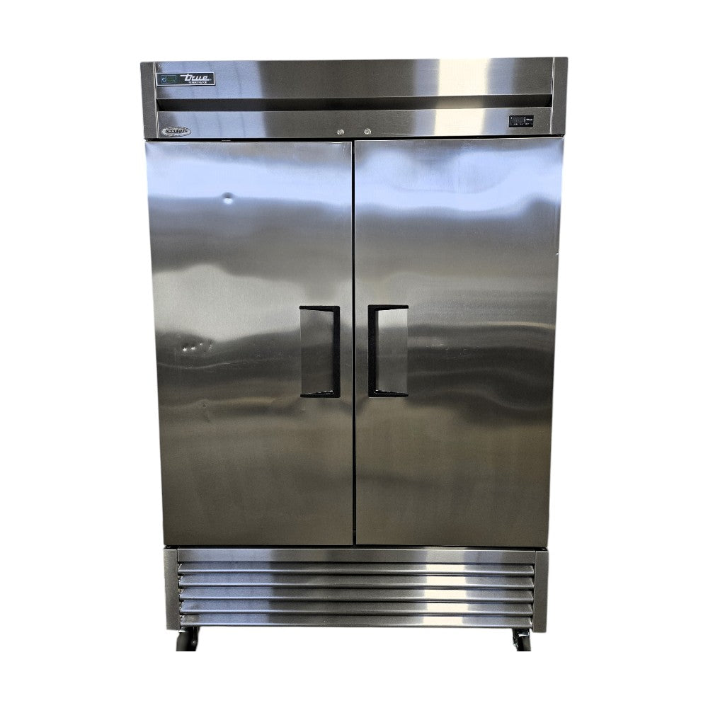 TRUE T-49-HC Upright Refrigerator - 2 Door - Cosmetic Damage