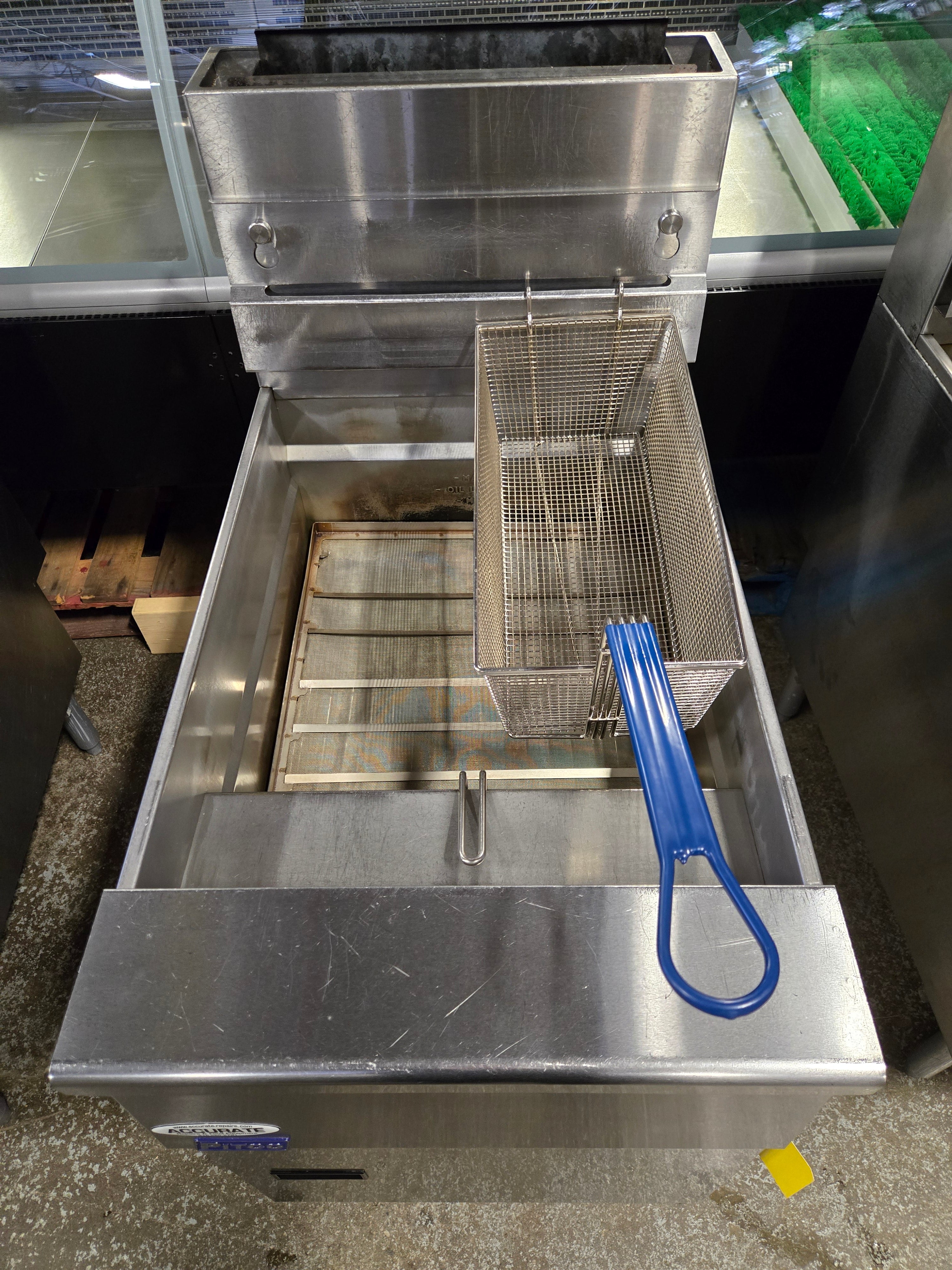 Pitco Natural Gas Floor Fryer SG18-S