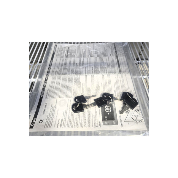 Cardinal CSSR3G Upright Merchandiser Cooler - 3 Glass Door - 81 Inch
