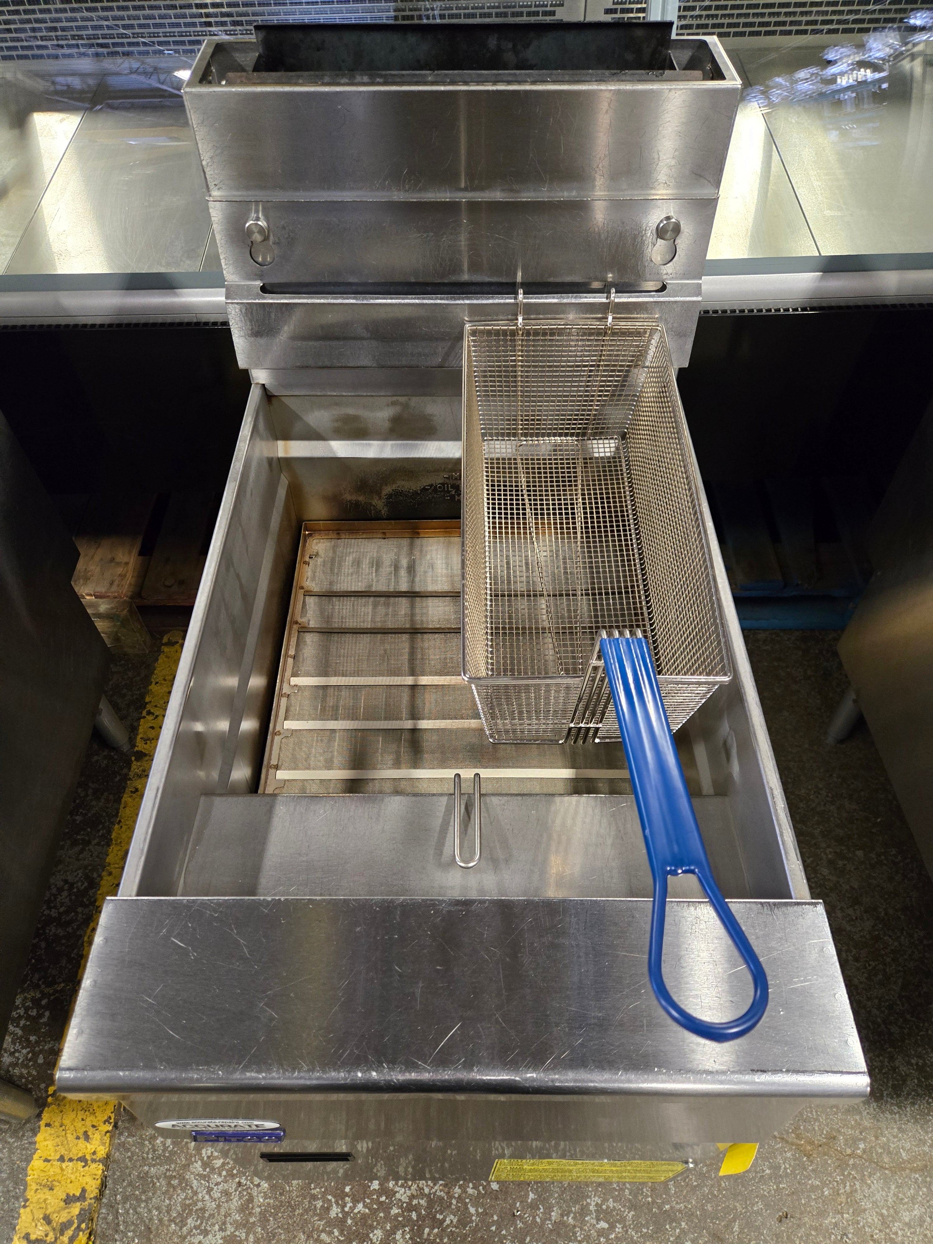 Pitco Natural Gas Floor Fryer SG18-S