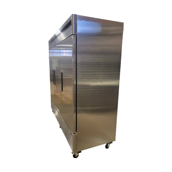 EFI C3-82VC Reach-in Refrigerator - 3 Solid Door
