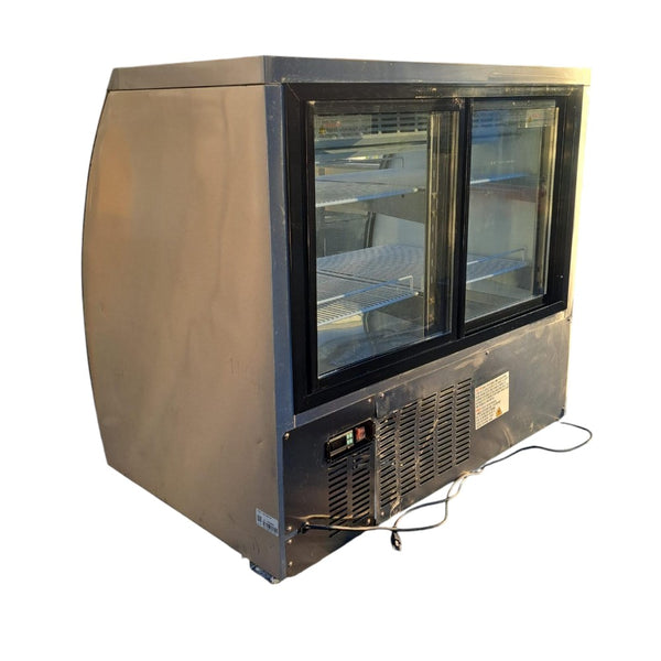 New Air NDC-018-CG Refrigerated Curved Glass Deli Case - 48 Inch