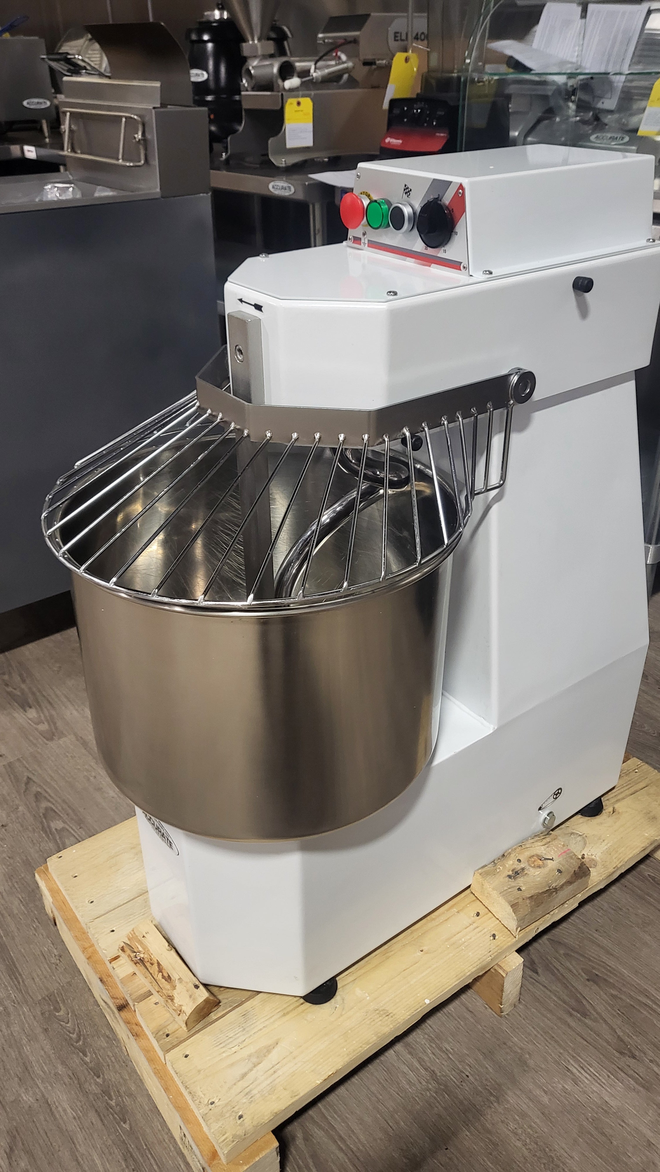 Omcan SP30 Spiral Dough Mixer