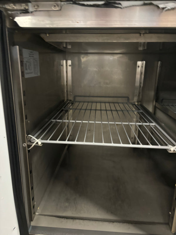 Omcan PT-CN-0390 Granite top Refrigerated Pizza prep