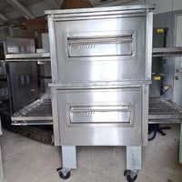 Zesto CG3632 Conveyor Pizza Oven - Natural Gas - Small dent on left side