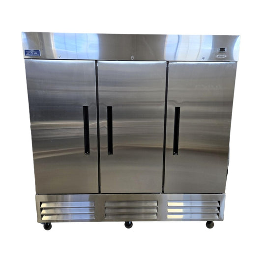 Arctic Air AR72Z Upright Refrigerator - 3 Solid Door - 81 Inch