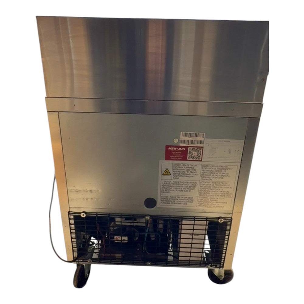 New Air NPT-029-MSA Refrigerated Mega Top Prep Table - Cosmetic Damage