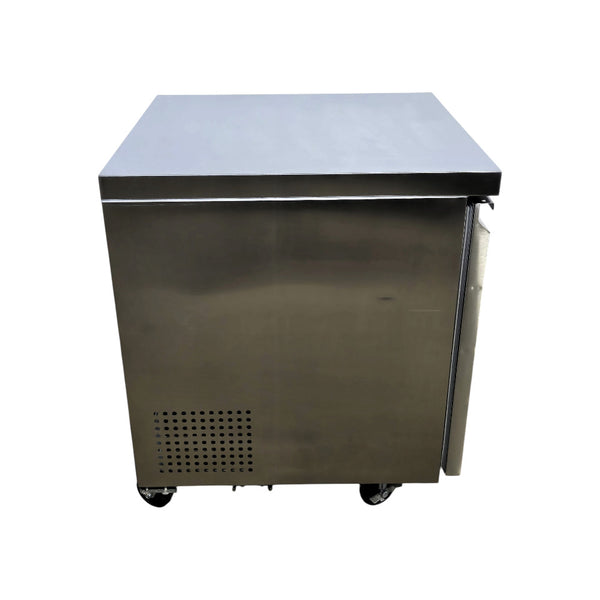 OMCAN FR-CN-0686-HC Undercounter Freezer - 1 Solid Door - 27 Inch