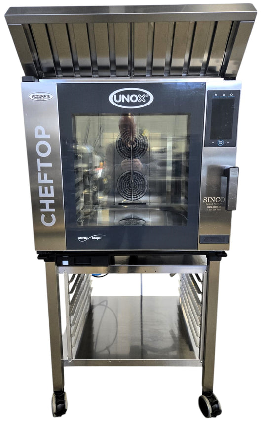 Unox XAVC-06FS-EPRM and XAVHC-HCFS Combi Oven - Electric