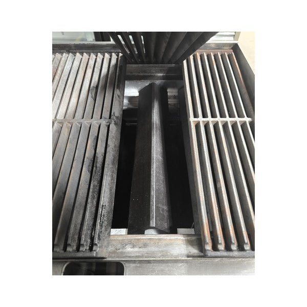 Globe GCB24G Charbroiler - 24 Inch - Nat Gas