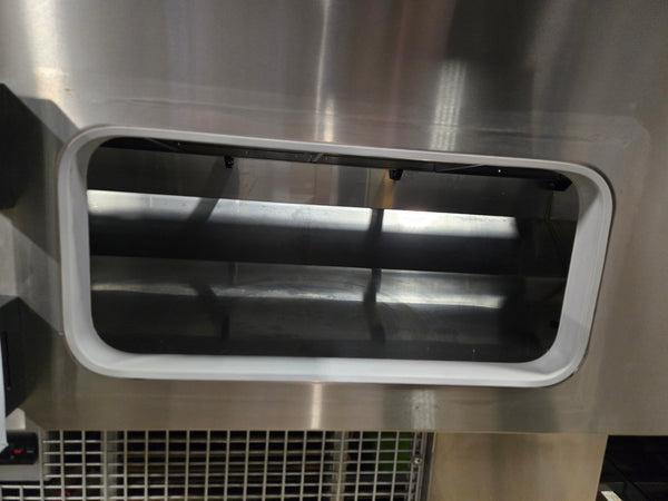 Igloo M2SCSSD4 Straight Glass Display Case