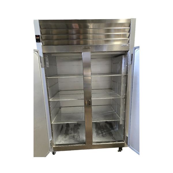 Traulsen G20010 Refrigerator - 2 Solid Door - 52 Inch
