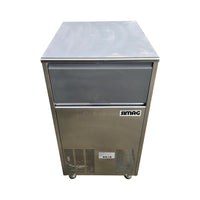 Simag SCH65AS Undercounter Ice Maker with Bin - Cube Style - 18''