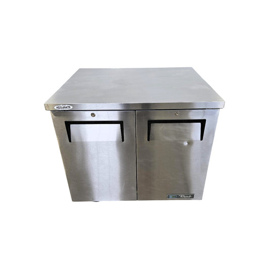 True TUC-36-HC 36 inches Undercounter 2 Door Refrigerator