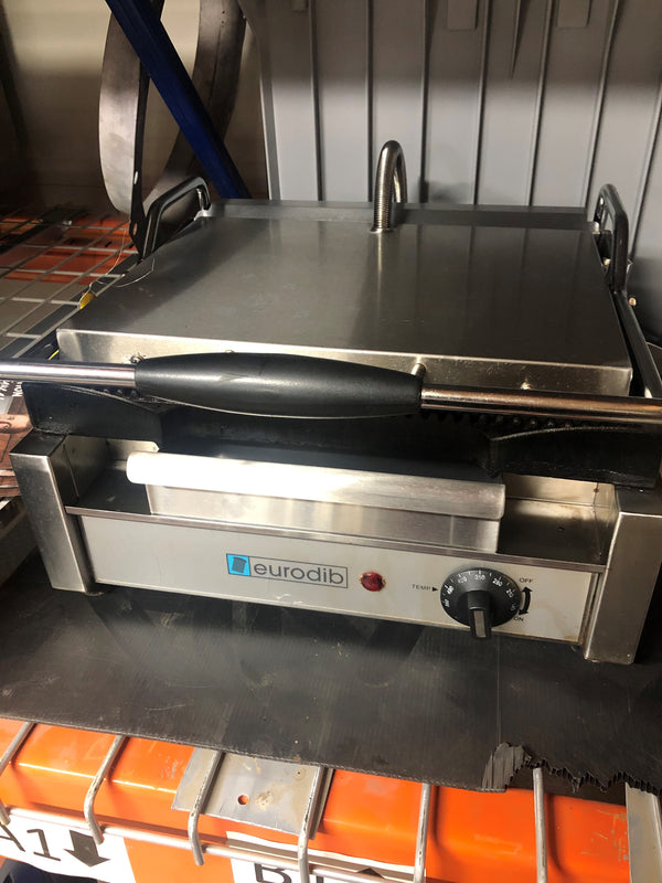 Eurodib SFE02345-120 Panini Grill (4)