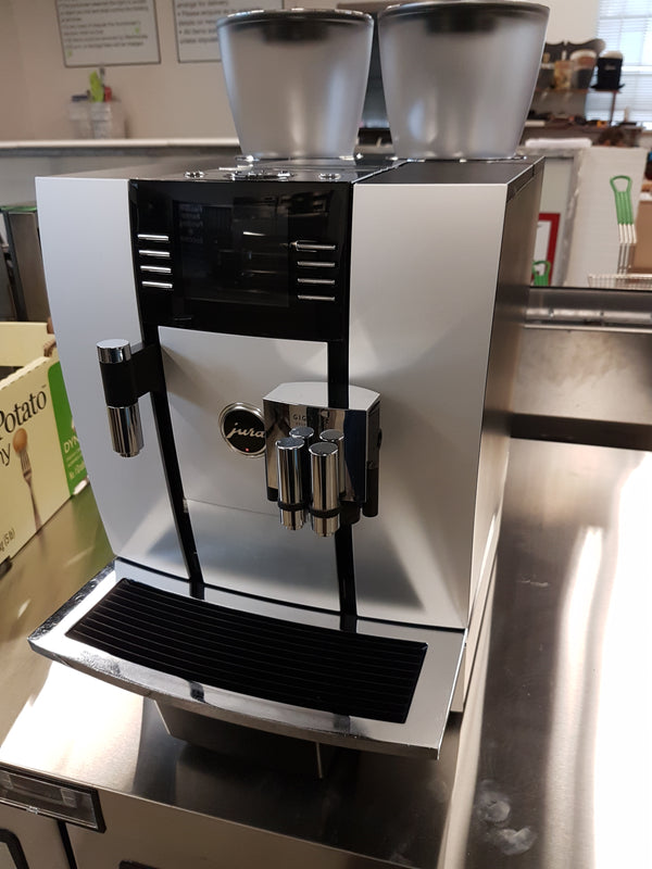 Jura GIGA-X8C-PRO Espresso Machine (1)