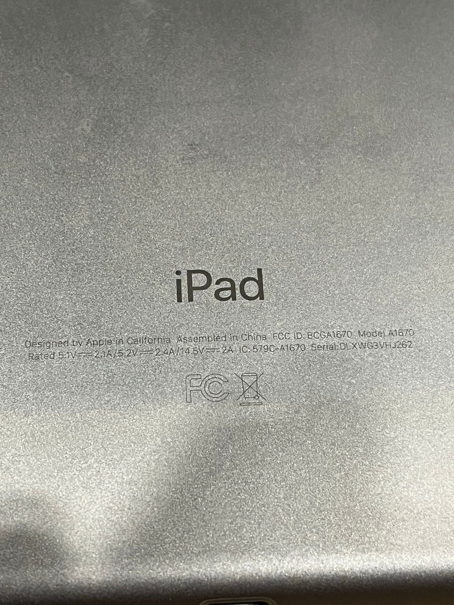 iPad Pro 12.9in  Space Grey (4)