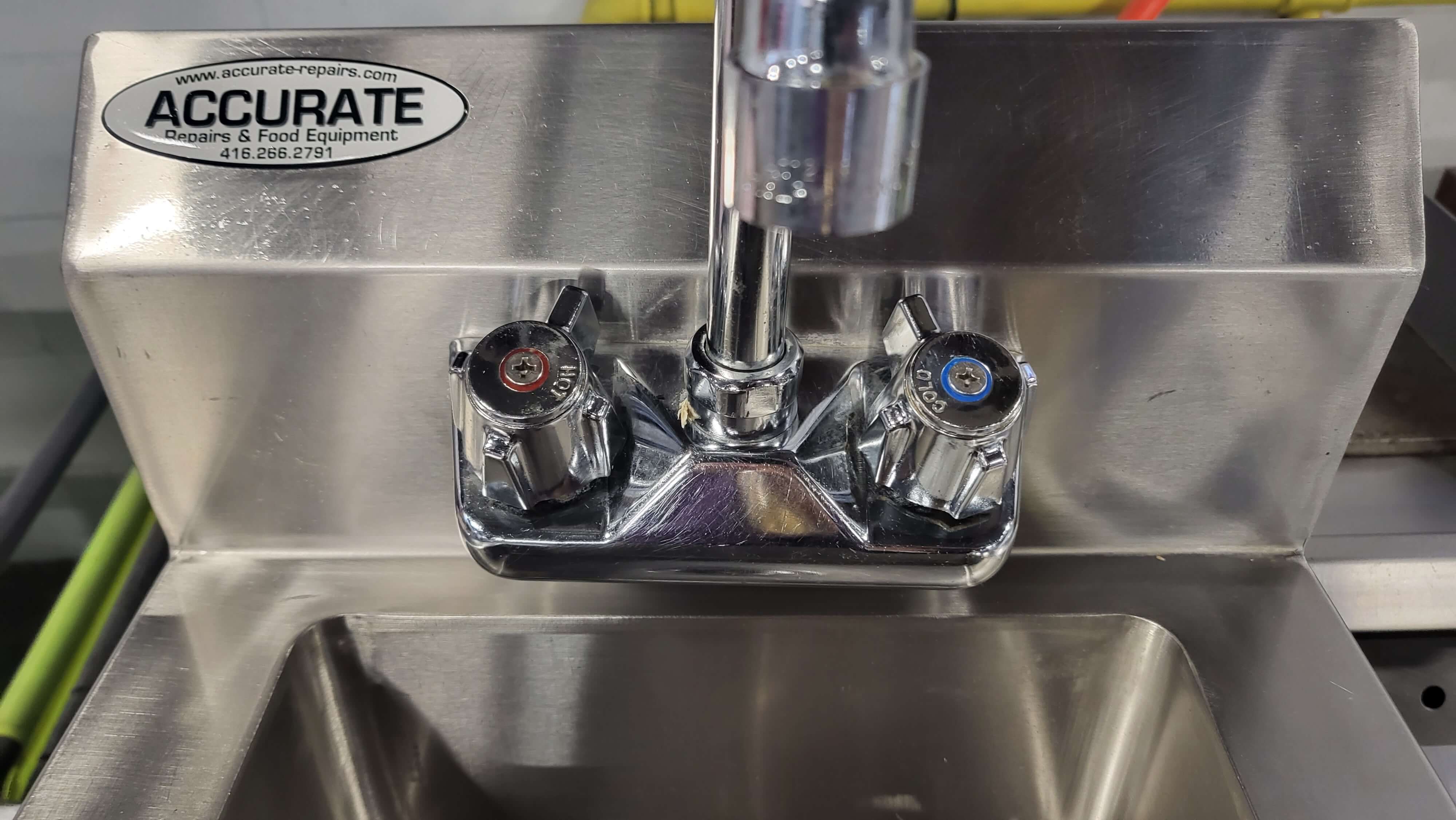 Hand Sink with Faucet (4)