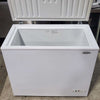 Omcan MWF9007 Chest Freezer (2)