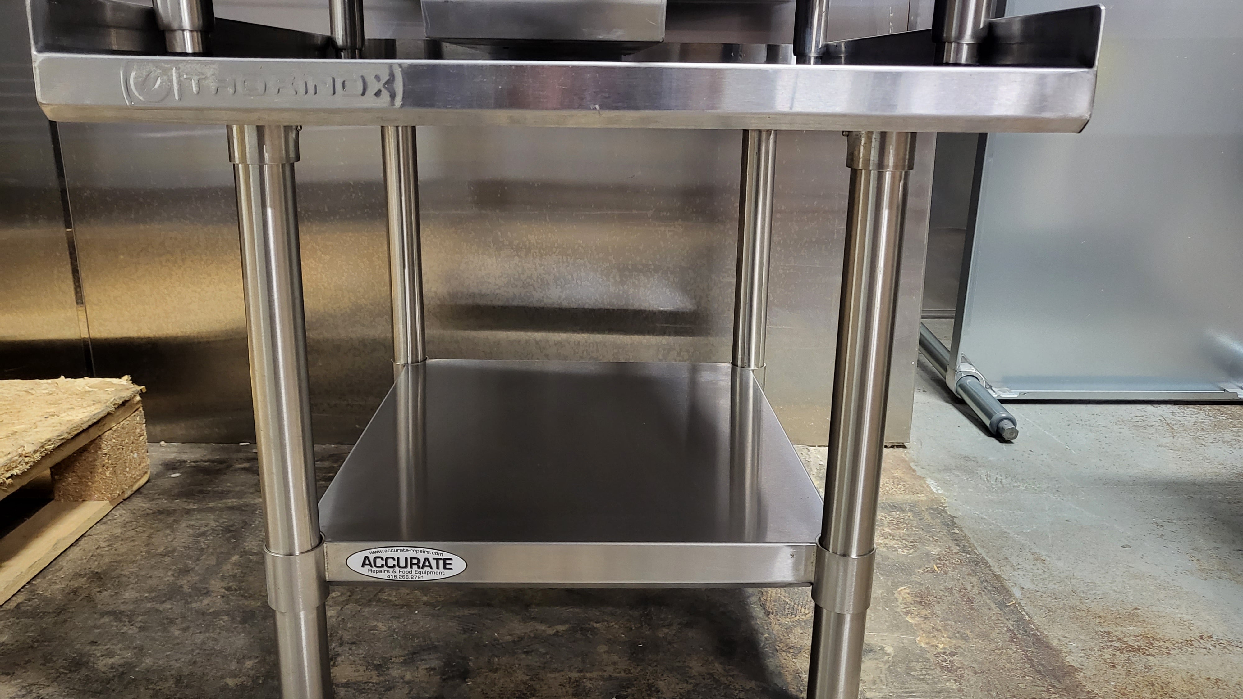 Thorinox DSTAND-3024-GS Equipment Stand (2)