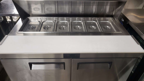 Atosa MSF8302GR Sandiwch Prep Table (3)