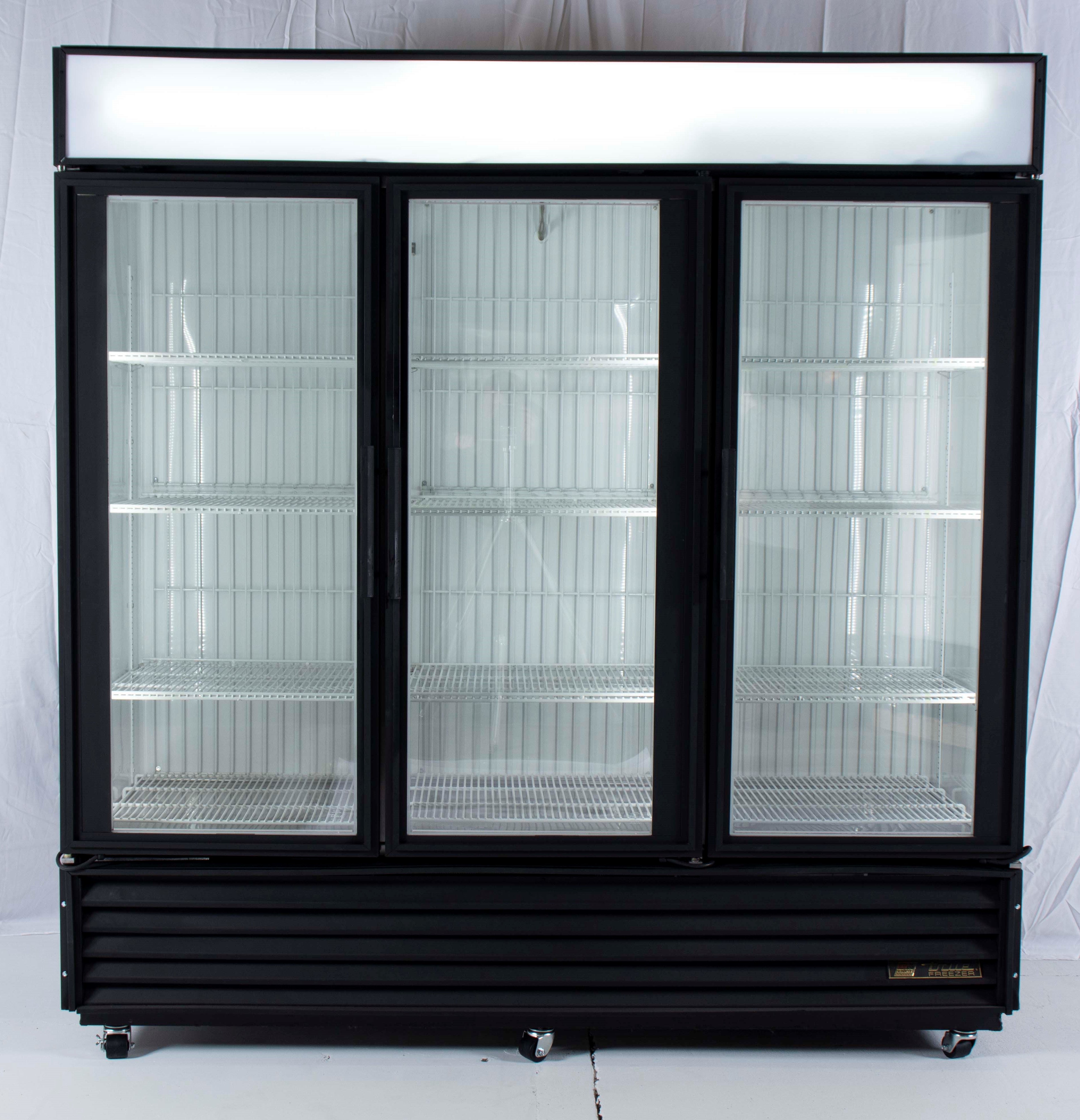 True GDM-72F 3 Door Freezer